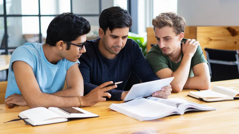 JEE Main में नहीं आई अच्छी रैंक तो क्या नहीं मिलेगा इंजीनियरिंग कॉलेज में एडमिशन? जान लीजिए जवाब