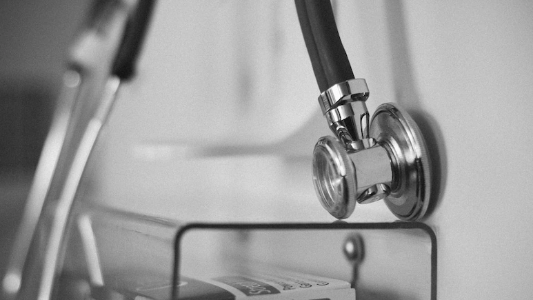 800 में से सिर्फ 9 नंबर पाने वाले डॉक्टर को मिल गई NEET PG सीट, कटऑफ को लेकर फिर उठे सवाल