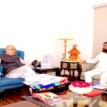 दिल्ली में अमित शाह से मिले एकनाथ शिंदे, केंद्रीय मंत्रिमंडल विस्तार और सांसदों के विलय पर तेज हुई चर्चाएं | Eknath Shinde meets Amit Shah residence Nitin Nabin delhi Modi cabinet expansion shrikant rebel MPs Shiv Sena Monsoon Satra NDA Politics